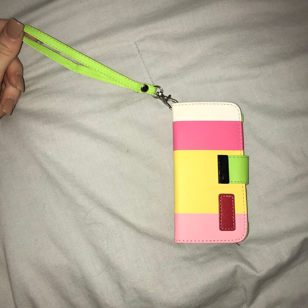 Magnetic iPhone 5/5s phone case and wallet